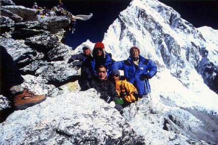 �J���p�^�[������E�w�i�̓v����