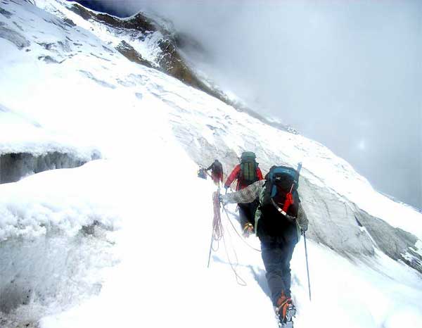 �ォ���l�ڂ���䎁